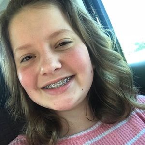 Meet your Posher, Brooke